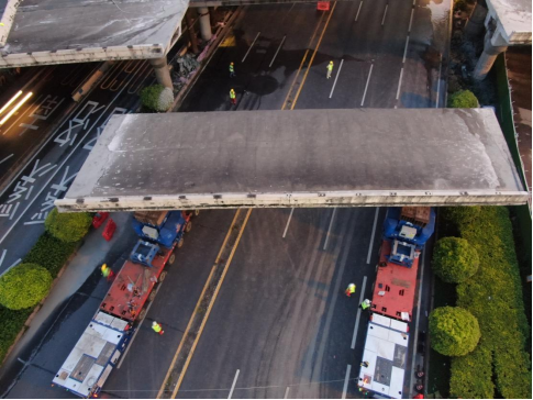 A New Benchmark for Rapid Bridge Removal and Relocation! Jinli Heavy Technology’s JLDS300t Hydraulic Jack-Up System Completes the Integrated Removal and Relocation of a 400-ton Box Girder in Just 6 Hours - image